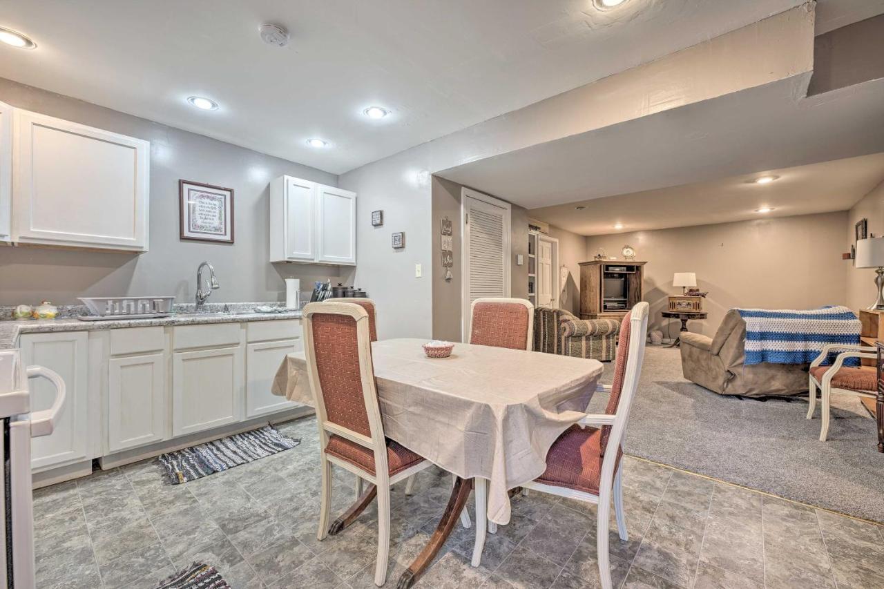 Lovely 3- Bedroom Apartment With Street Parking. Goshen Exterior foto